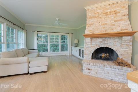 121 Greenleaf Dr, Flat Rock, NC 28731 photo 14