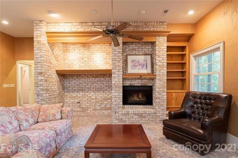 121 Greenleaf Dr, Flat Rock, NC 28731 photo 32