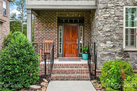 2522 Walker Rd, Matthews, NC 28105 photo 4