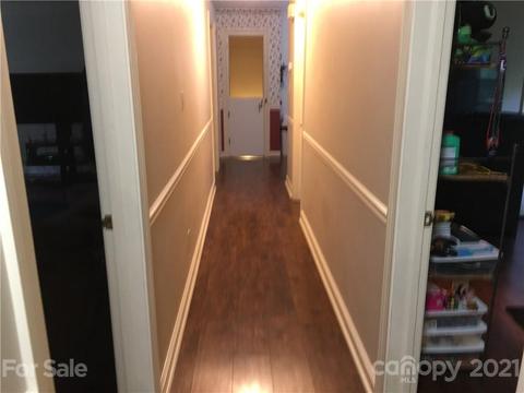 125 Pearson Dr, Morganton, NC 28655 photo 4