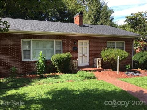 125 Pearson Dr, Morganton, NC 28655 photo 1