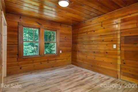 77 Buds Dr, Clyde, NC 28721 photo 26