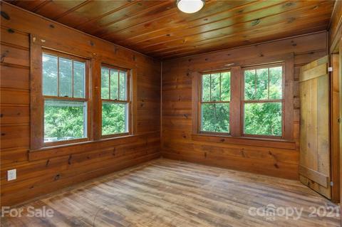 77 Buds Dr, Clyde, NC 28721 photo 23