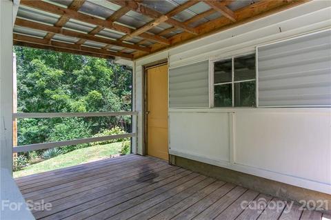 77 Buds Dr, Clyde, NC 28721 photo 30