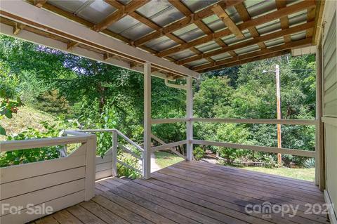 77 Buds Dr, Clyde, NC 28721 photo 29
