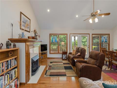 5 Wallington Ct, Flat Rock, NC 28731 photo 10