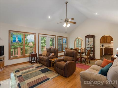 5 Wallington Ct, Flat Rock, NC 28731 photo 9