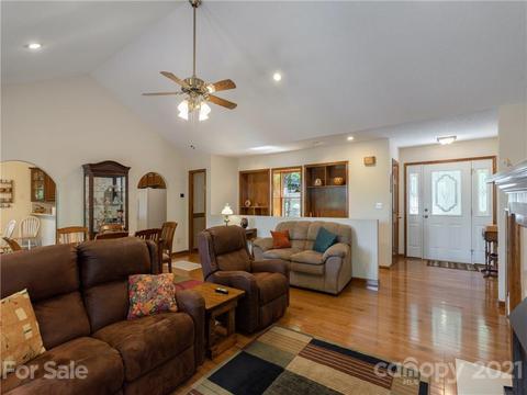 5 Wallington Ct, Flat Rock, NC 28731 photo 12