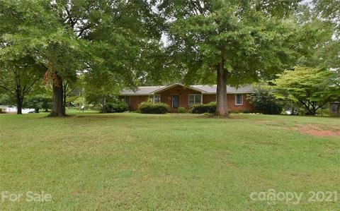 447 Paddock Pl, Lancaster, SC 29720 photo 1