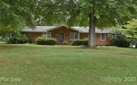 447 Paddock Pl, Lancaster, SC 29720 photo 2