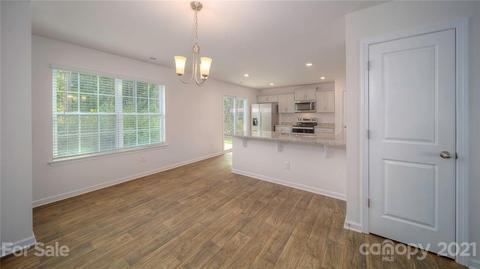 424 Bennington Dr, Stanley, NC 28164 photo 8