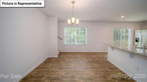 424 Bennington Dr, Stanley, NC 28164 photo 2