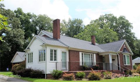 413 Gillsbrook Rd, Lancaster, SC 29720 photo 2