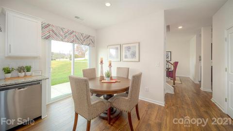 239 Final Stretch Ln, Clover, SC 29710 photo 9