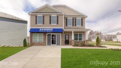 239 Final Stretch Ln, Clover, SC 29710 photo 1