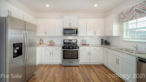 239 Final Stretch Ln, Clover, SC 29710 photo 11