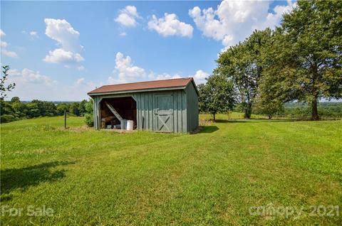 601 N Meadow Rd, Harmony, NC 28634 photo 9