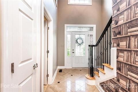 6330 Dwayne Starnes Dr, Hickory, NC 28602 photo 12