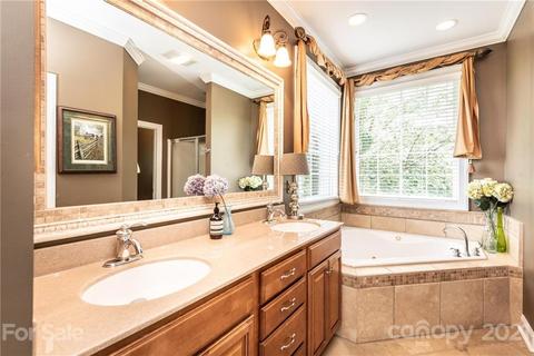 6330 Dwayne Starnes Dr, Hickory, NC 28602 photo 32