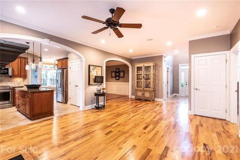 6330 Dwayne Starnes Dr, Hickory, NC 28602 photo 15