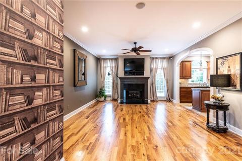 6330 Dwayne Starnes Dr, Hickory, NC 28602 photo 14