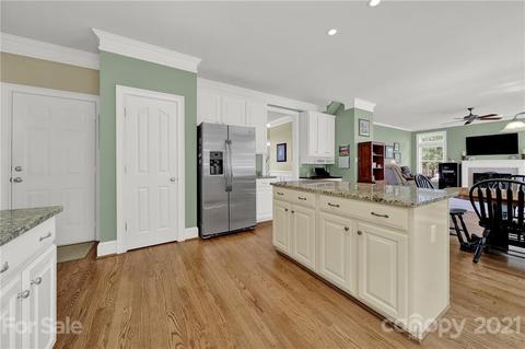4509 Shadow Moss Cir, Fort Mill, SC 29708 photo 11