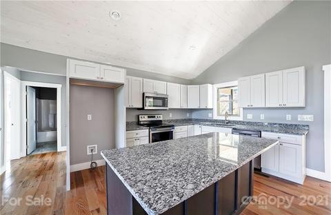 68 Clear View Dr, Mars Hill, NC 28754 photo 5