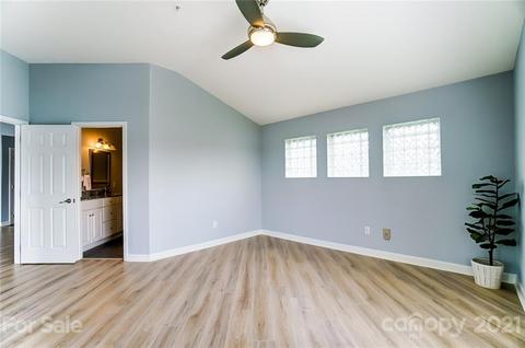 1342 Torrence Cir, Davidson, NC 28036 photo 19