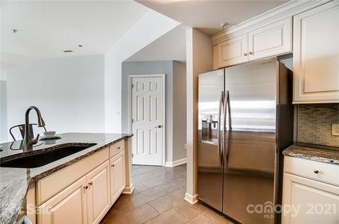 1342 Torrence Cir, Davidson, NC 28036 photo 12