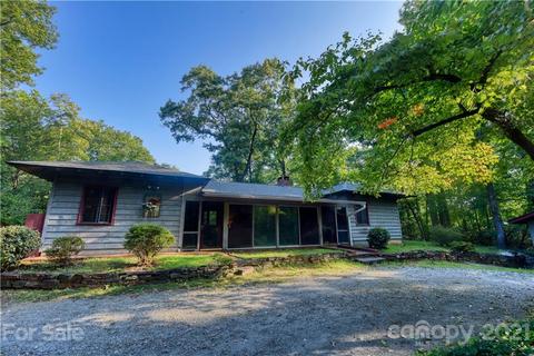 528 Wilderness Rd, Tryon, NC 28782 photo 2