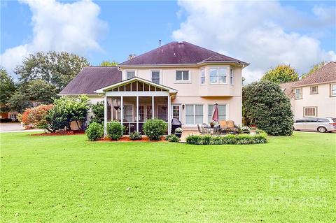 305 Dorsett Downs, Fort Mill, SC 29708 photo 4