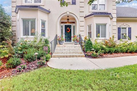 305 Dorsett Downs, Fort Mill, SC 29708 photo 3