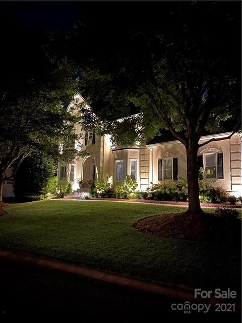 305 Dorsett Downs, Fort Mill, SC 29708 photo 1