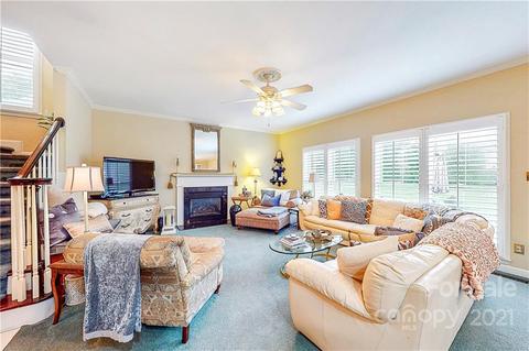 305 Dorsett Downs, Fort Mill, SC 29708 photo 8