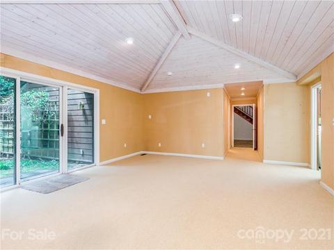 109 Greenleaf Dr, Flat Rock, NC 28731 photo 13