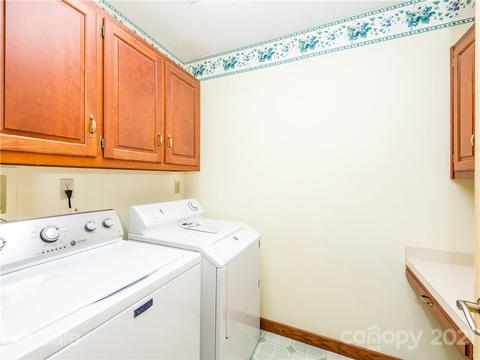 109 Greenleaf Dr, Flat Rock, NC 28731 photo 16
