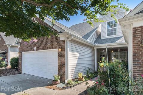 287 Garnet Ct, Fort Mill, SC 29708 photo 2