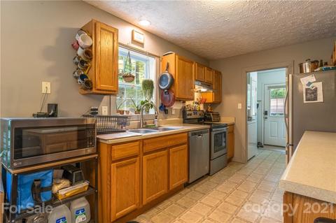 54 Oak Laurel Rd, Brevard, NC 28712 photo 8