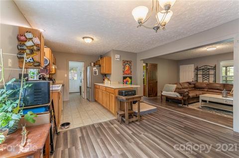 54 Oak Laurel Rd, Brevard, NC 28712 photo 4