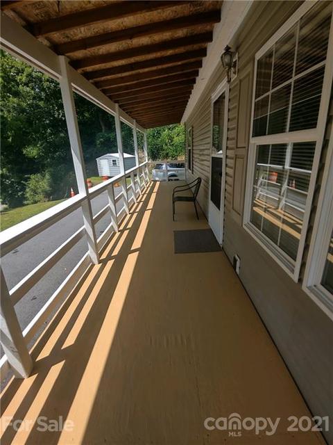 1270 Dillsboro Rd, Sylva, NC 28779 photo 2