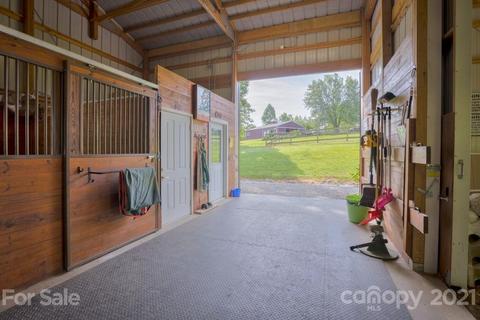 2667 Bill Collins Rd, Tryon, NC 28782 photo 8