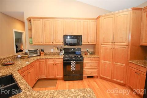 2481 Genes Loop, Morganton, NC 28655 photo 21