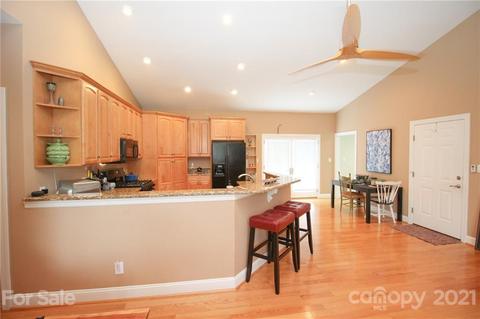 2481 Genes Loop, Morganton, NC 28655 photo 17