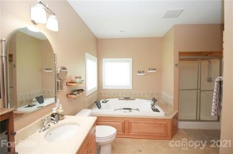 2481 Genes Loop, Morganton, NC 28655 photo 32