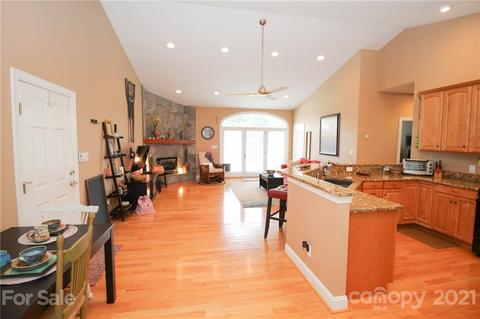 2481 Genes Loop, Morganton, NC 28655 photo 12