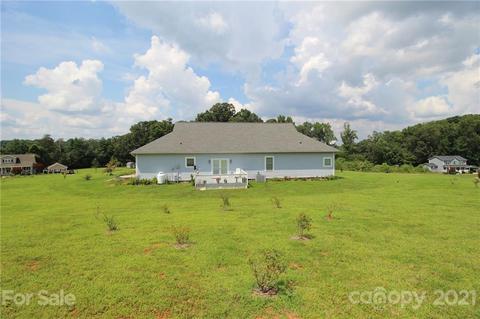 2481 Genes Loop, Morganton, NC 28655 photo 8