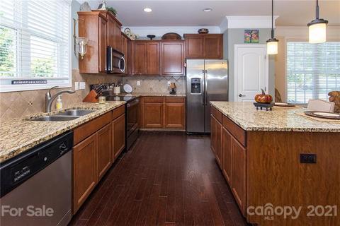 19902 Crew Cottage Ct, Cornelius, NC 28031 photo 10