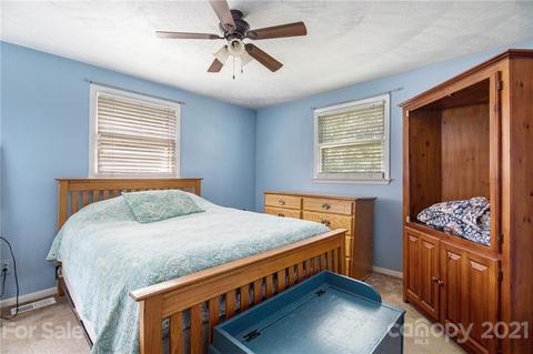 2477 Cedar Valley Dr, Conover, NC 28613 photo 11