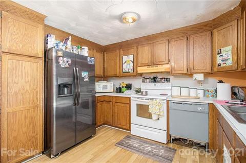 2477 Cedar Valley Dr, Conover, NC 28613 photo 7