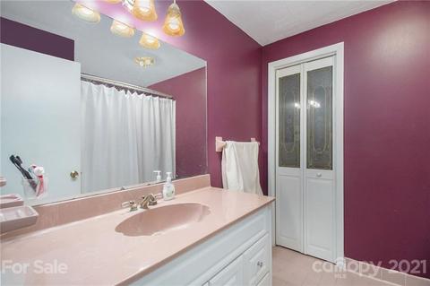 2477 Cedar Valley Dr, Conover, NC 28613 photo 18
